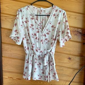 Sienna Sky • Floral Top • Women's Medium
